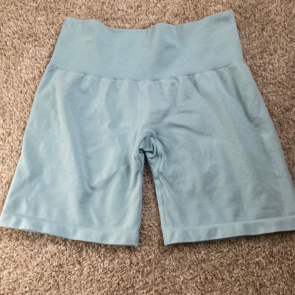 NVGTN pastel blue seamless shorts